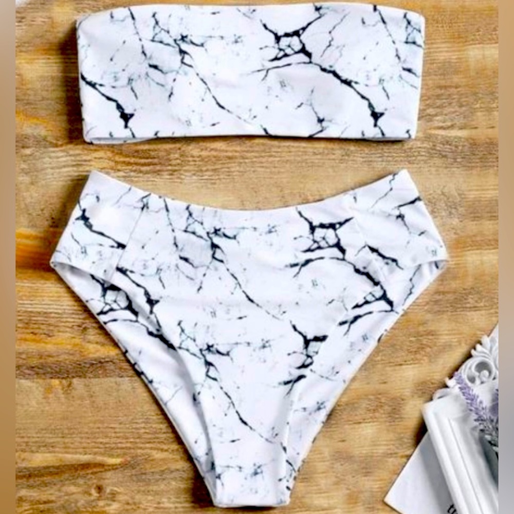 Strapless Marbled Bikini Set; top&bottom🏖️